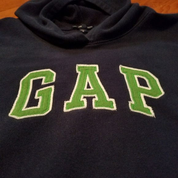 GAP Tops - Sweatshirt